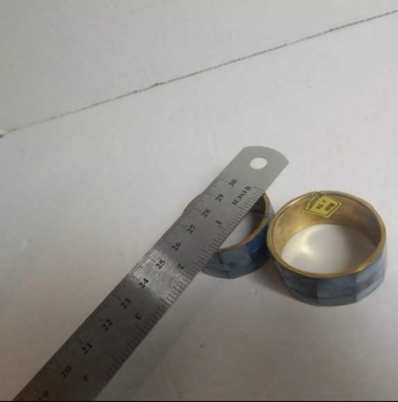 Vintage Set 2 Mother of Pearl Inlay Brass Napkin Rings Shell In Blue Philippines - Picture 5 of 6